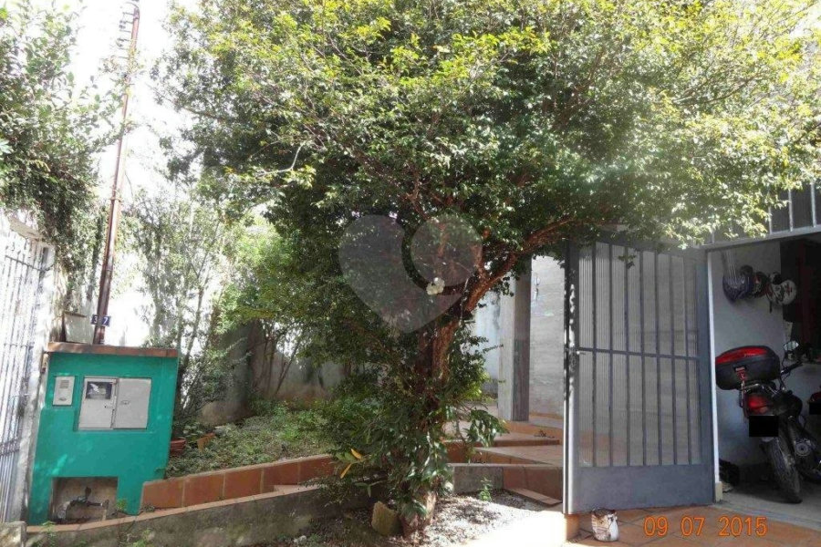 Sobrado à venda com 5 quartos, sendo 2 suítes, em Perus, São Paulo, SP