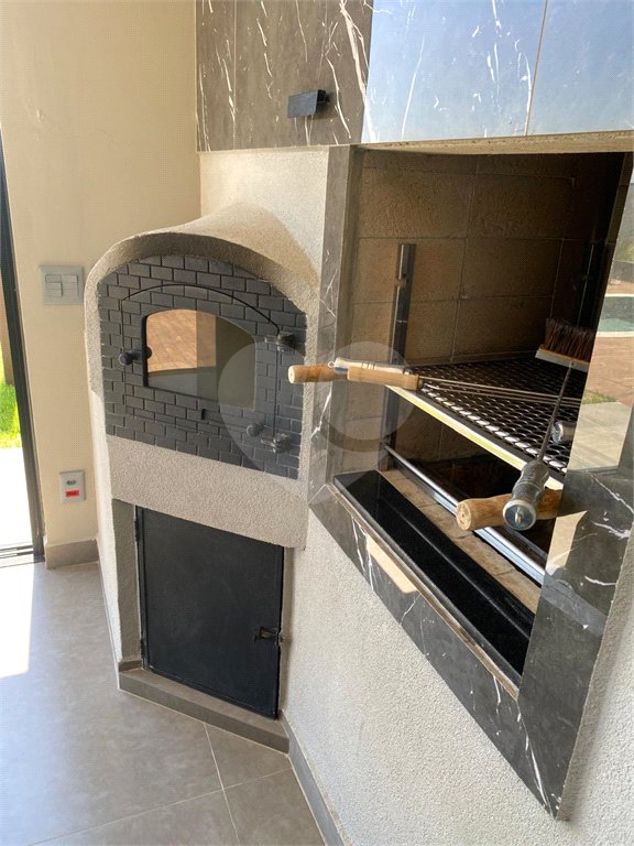 Casa à venda ou para alugar com 4 suítes no condomínio Campo de Toscana, Vinhedo - SP