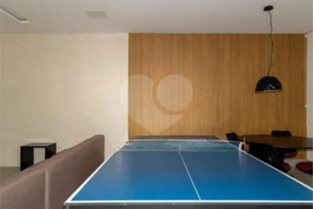Apartamento à venda com 2 quartos, sendo 1 suíte,  em Quarta Parada, São Paulo, SP