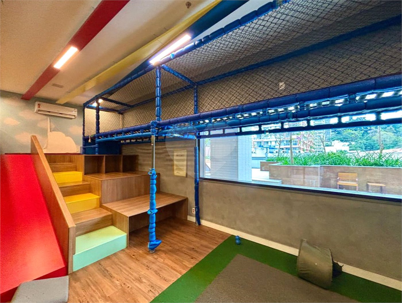 Apartamento à venda com 3 quartos, sendo 2 suítes, em Botafogo, Rio de Janeiro, RJ