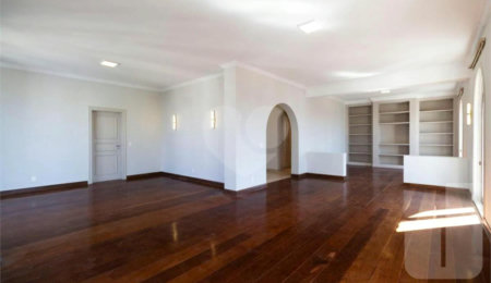 Apartamento à venda ou para alugar com 4 quartos, sendo 2 suítes,  em Higienópolis, São Paulo, SP