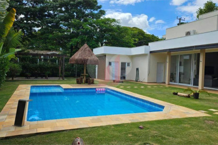 Casa à venda com 3 quartos, sendo 1 suíte, no condomínio Jardim Vale do Lago, Sorocaba - SP