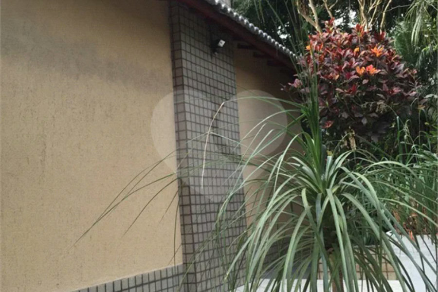 Chácara à venda com 4 quartos, sendo 2 suítes, em Tremembé, São Paulo, SP