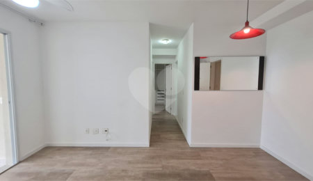 Apartamento à venda com 2 quartos, sendo 1 suíte,  em Barra Funda, São Paulo, SP