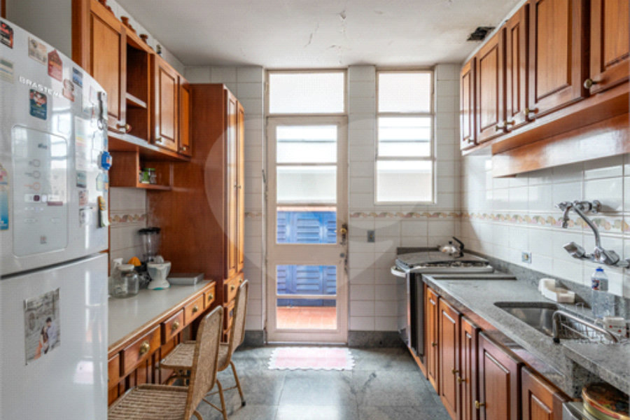 Casa Térrea à venda com 7 quartos, sendo 1 suíte, em Santana, São Paulo, SP
