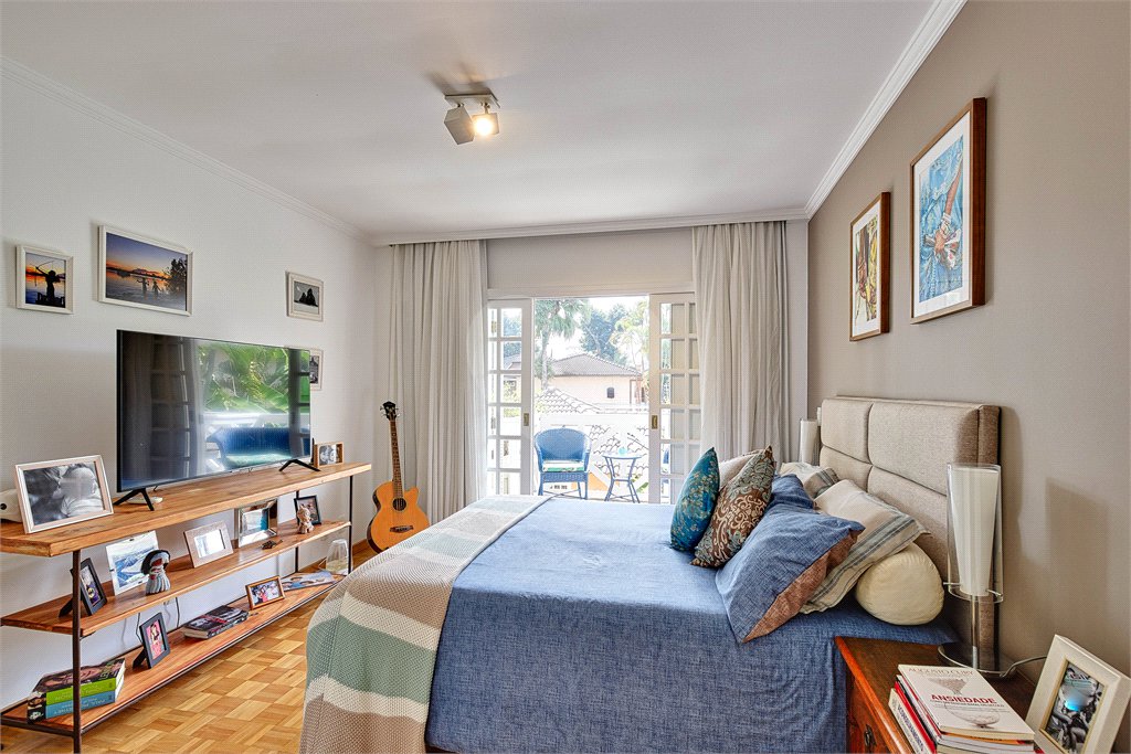 Casa à venda com 4 suítes no condomínio Conjunto Residencial São Benedito, São Paulo - SP