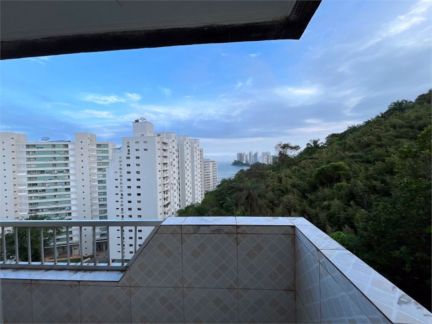 Apartamento Residencial à venda, Barra Funda, Guarujá - AP0311.