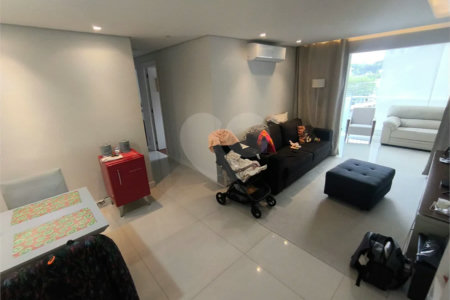 Apartamento à venda com 3 quartos, sendo 1 suíte,  em Jardim Vazani, São Paulo, SP