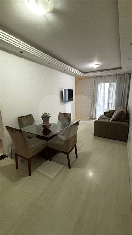 Apartamento à venda com 3 quartos, sendo 1 suíte,  em Socorro, Mogi das Cruzes, SP