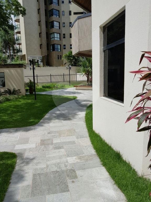 Apartamento à venda com 3 quartos, sendo 1 suíte, em Vila Andrade, São Paulo, SP