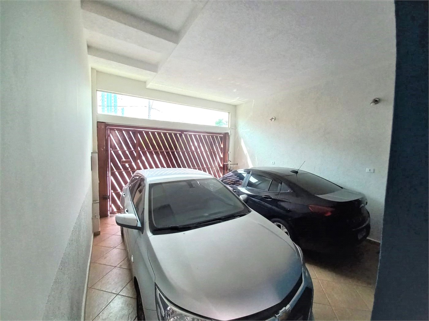 Sobrado à venda com 3 quartos, sendo 1 suíte, em Vila Lúcia, São Paulo, SP