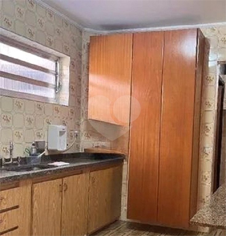 Sobrado à venda com 4 quartos, sendo 1 suíte,  em Alto da Lapa, São Paulo, SP