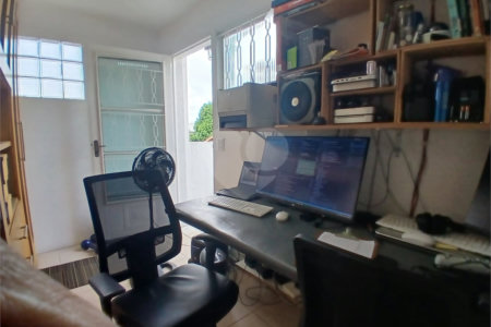 Casa Térrea à venda com 4 quartos, sendo 1 suíte, em Vila Leopoldina, São Paulo, SP