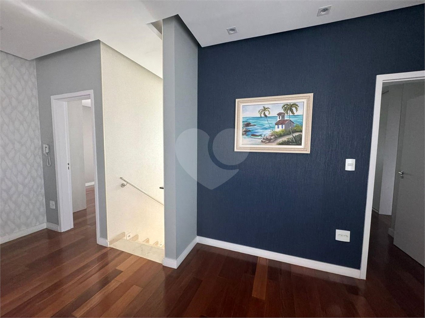 Sobrado à venda com 5 quartos, sendo 3 suítes, em Vila Nivi, São Paulo, SP