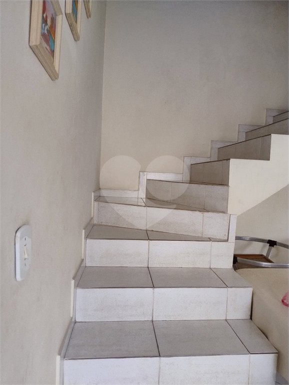 Sobrado à venda com 6 quartos, sendo 2 suítes, em Balneário Stella Maris, Peruíbe, SP