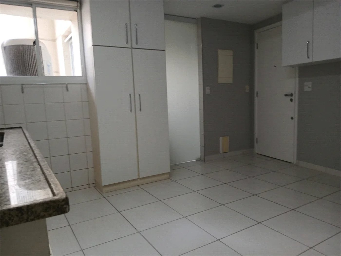 Cobertura à venda com 4 quartos, sendo 3 suítes,  em Cidade São Francisco, São Paulo, SP