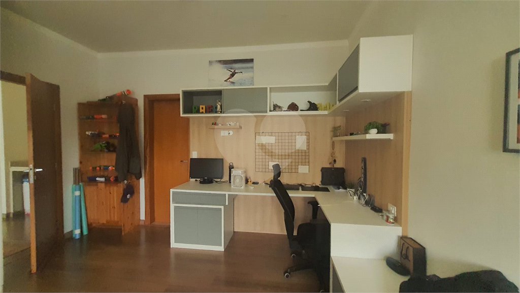 Casa no condomínio Damha II á venda!