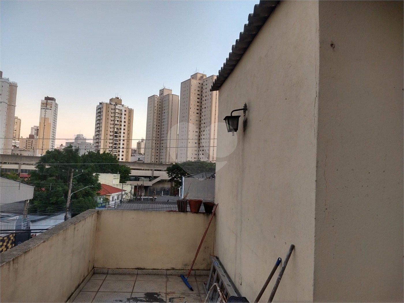 Sobrado à venda com 3 quartos, sendo 1 suíte, em Parada Inglesa, São Paulo, SP