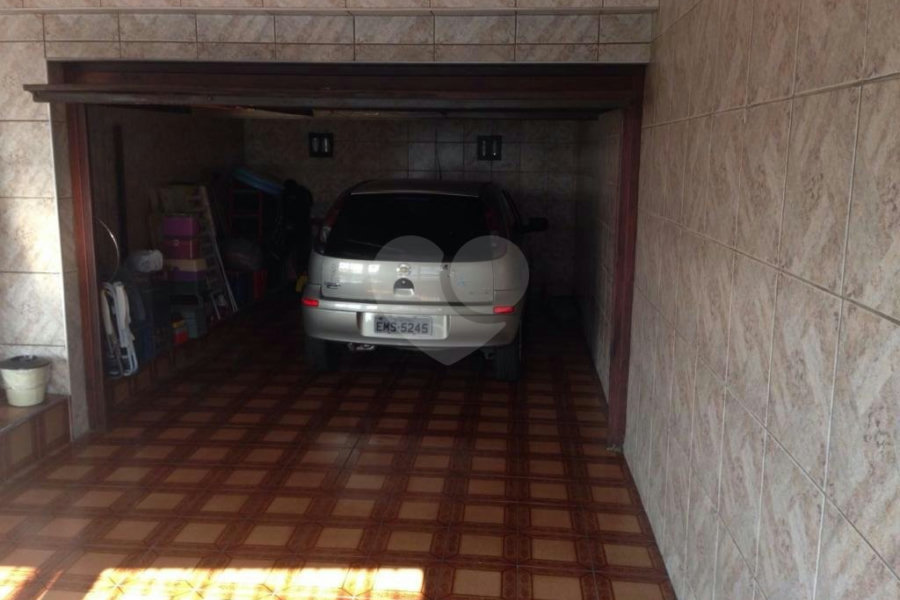 Sobrado à venda com 4 quartos, sendo 1 suíte,  em Jardim Aricanduva, São Paulo, SP
