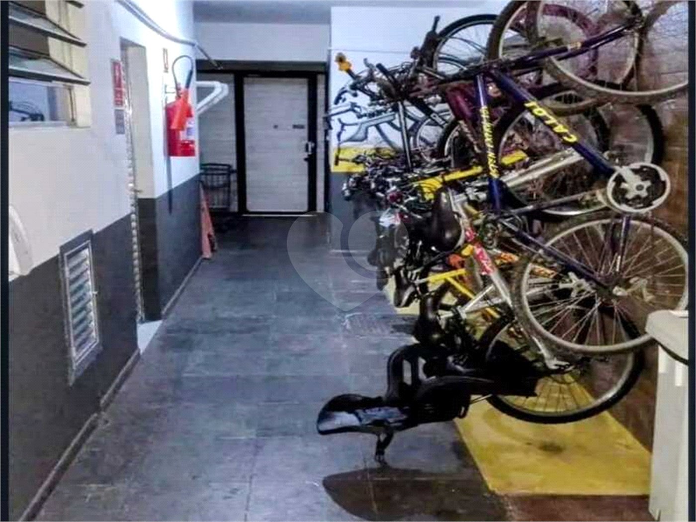 Apartamento à venda com 3 quartos, sendo 1 suíte, em Laranjeiras, Rio de Janeiro, RJ