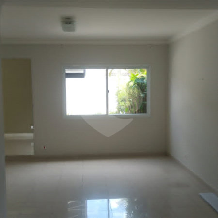 Casa à venda com 4 quartos, sendo 2 suítes, no condomínio Vila D'amalfi, Sorocaba - SP