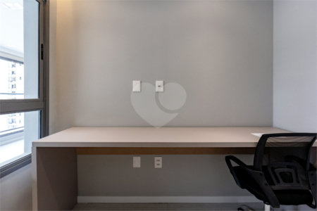Apartamento à venda com 3 quartos, sendo 2 suítes, em Brooklin, São Paulo, SP