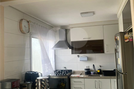 Casa à venda com 3 quartos, sendo 1 suíte,  no condomínio Vida Verde 1, Suzano - SP