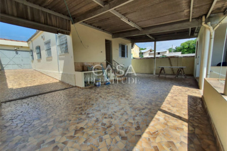 Casa à venda com 3 quartos em Vila Augusta, Sorocaba, SP
