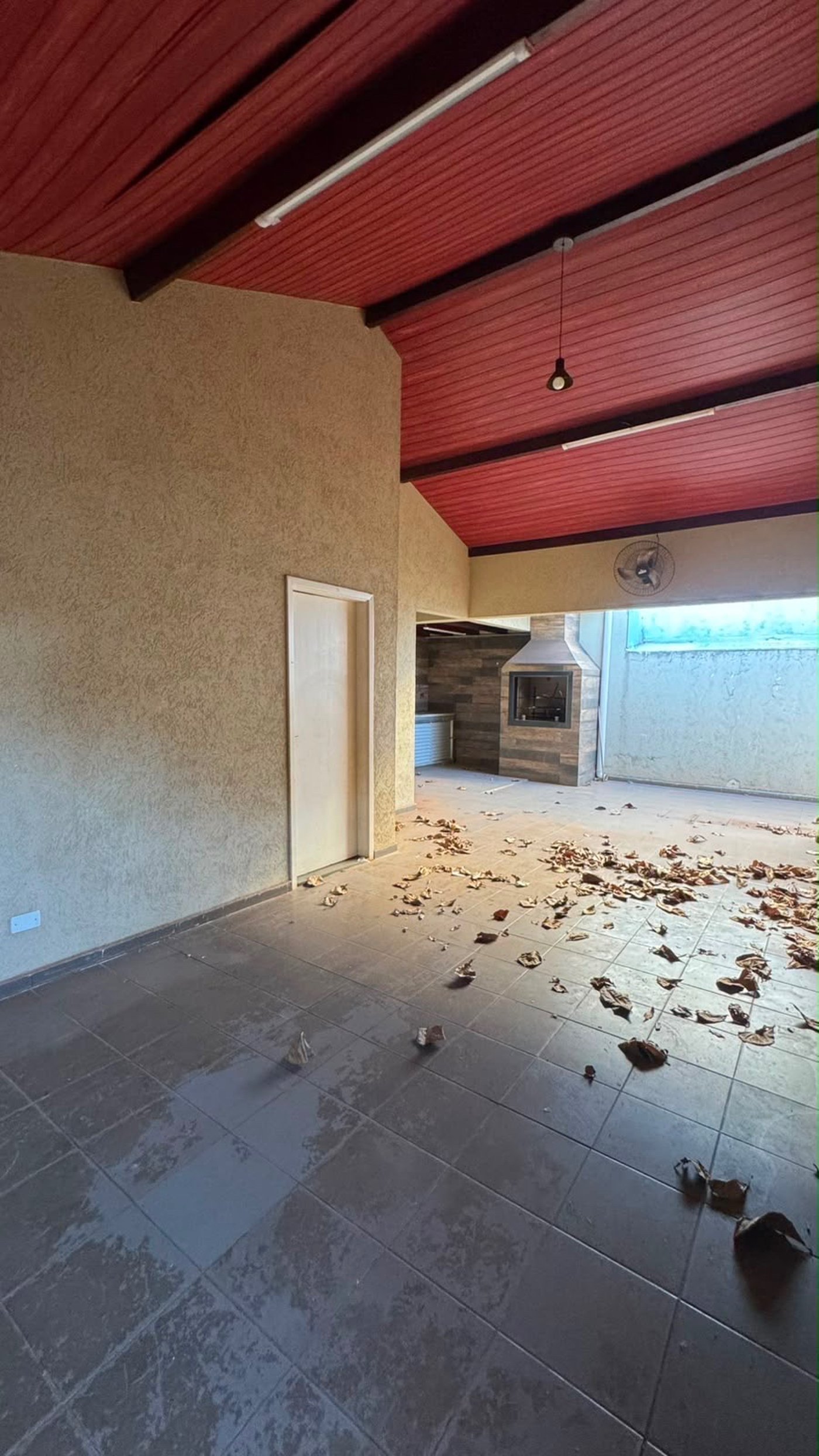 Casa à venda com 3 quartos, sendo 1 suíte,  em Nossa Senhora Aparecida, Três Lagoas, MS