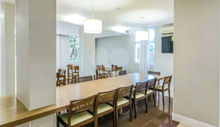 Apartamento à venda com 3 quartos, sendo 1 suíte,  em Vila Polopoli, São Paulo, SP