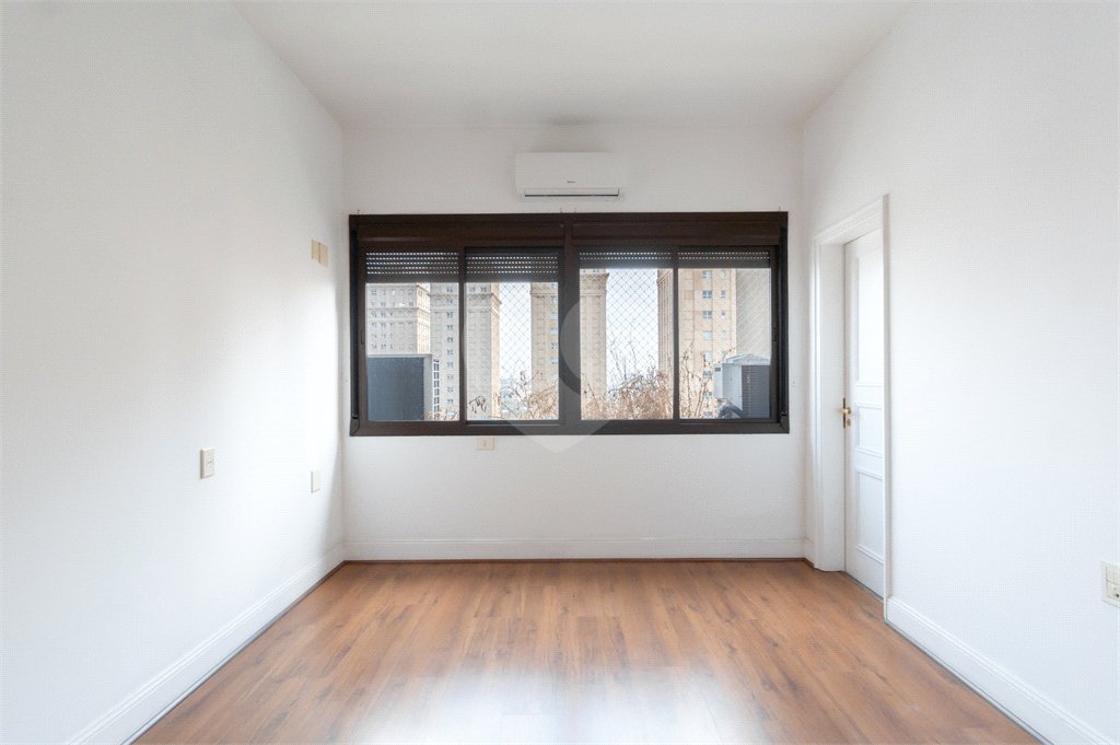 Duplex à venda com 6 quartos, sendo 4 suítes, em Alto de Pinheiros, São Paulo, SP