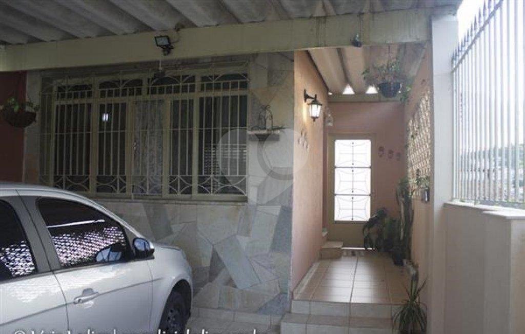 Sobrado à venda com 3 quartos em Jardim Virginia Bianca, São Paulo, SP