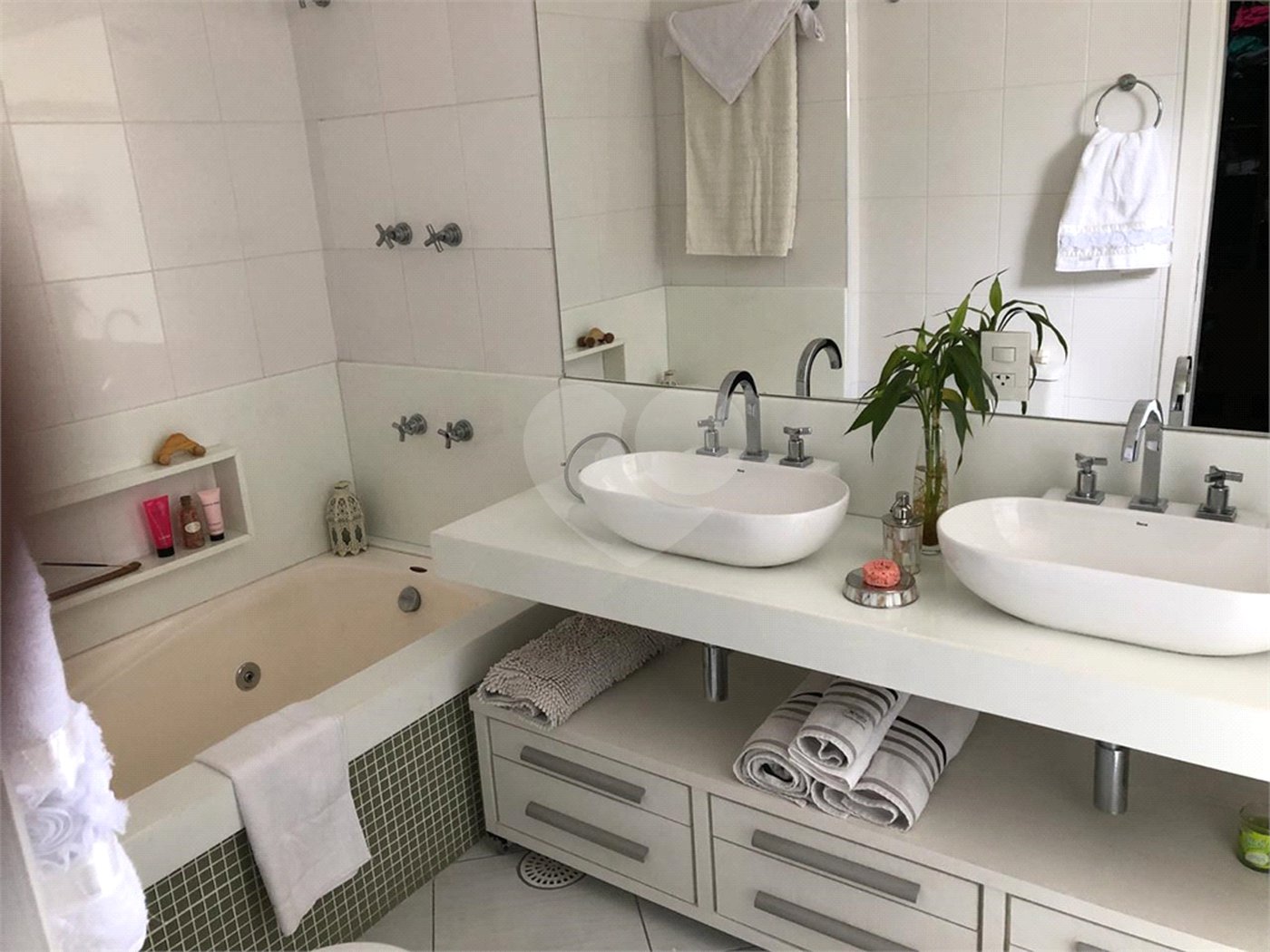 Apartamento à venda com 3 suítes em Vila Dayse, São Bernardo do Campo, SP