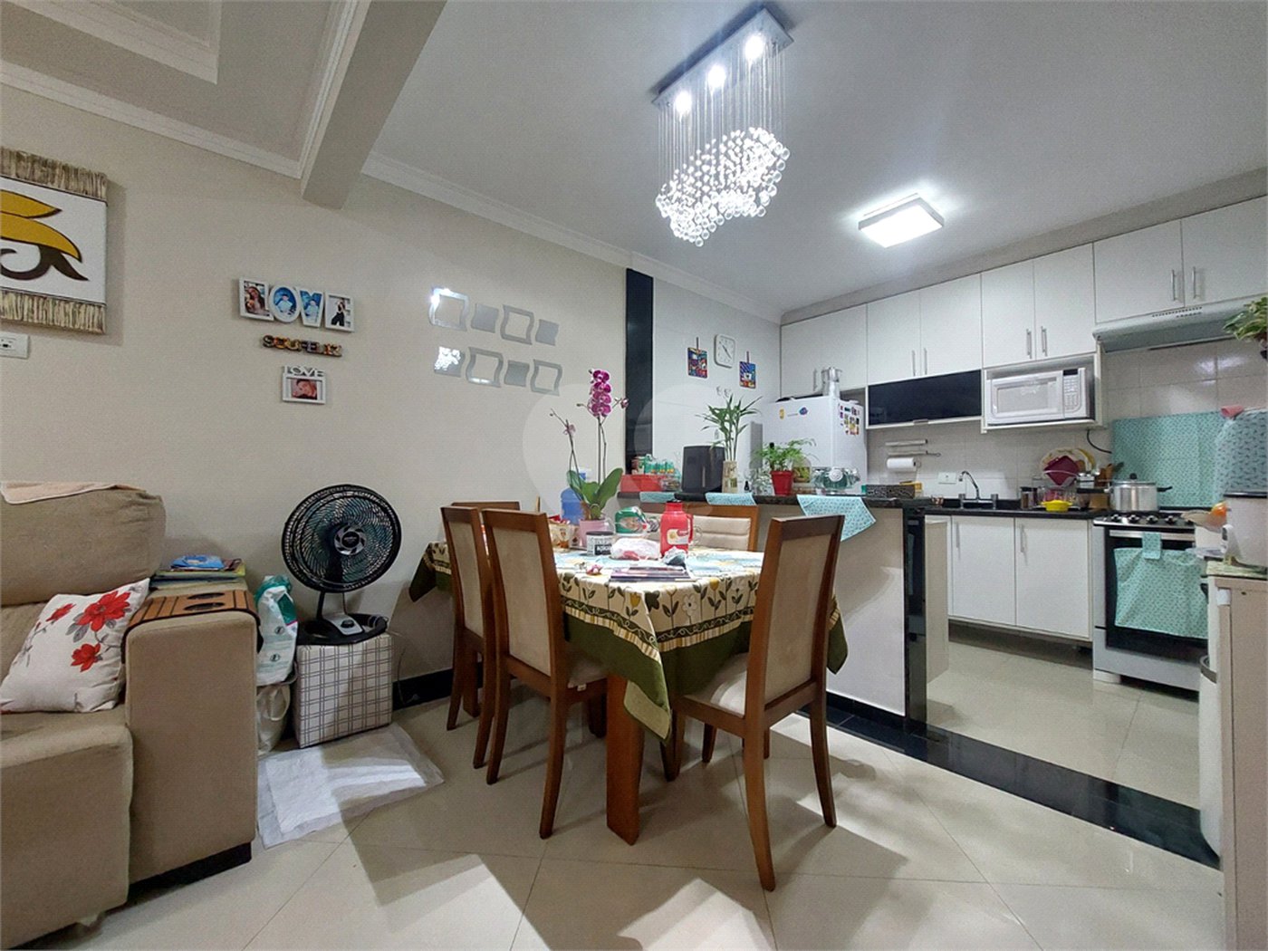Casa à venda com 3 quartos, sendo 2 suítes,  em Jardim Lallo, São Paulo, SP