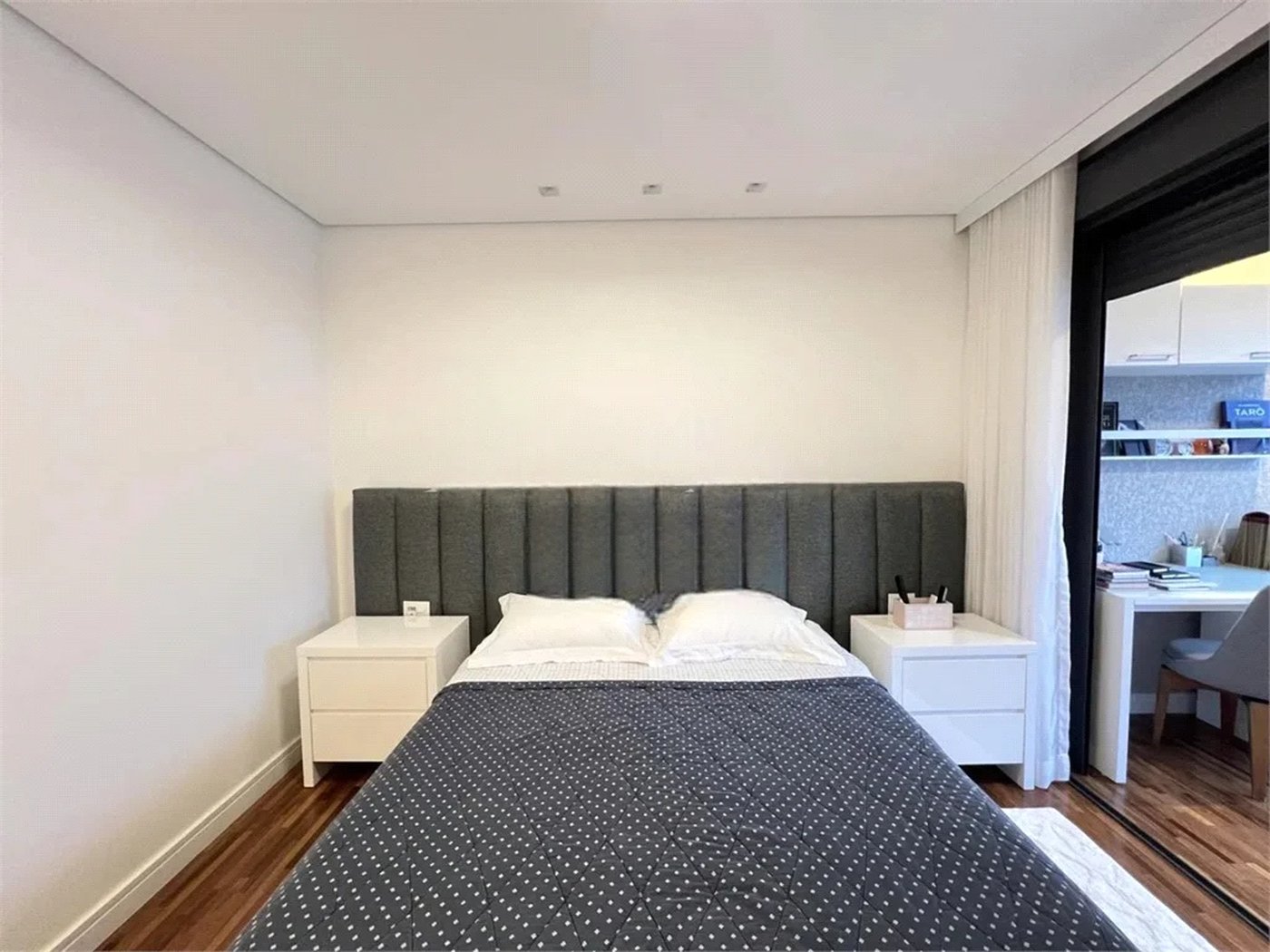 Apartamento à venda com 2 suítes em Vila Romana, São Paulo, SP