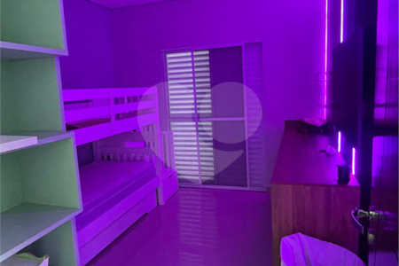 Casa à venda com 3 quartos, sendo 1 suíte, no condomínio Real Park Tietê, Mogi das Cruzes - SP