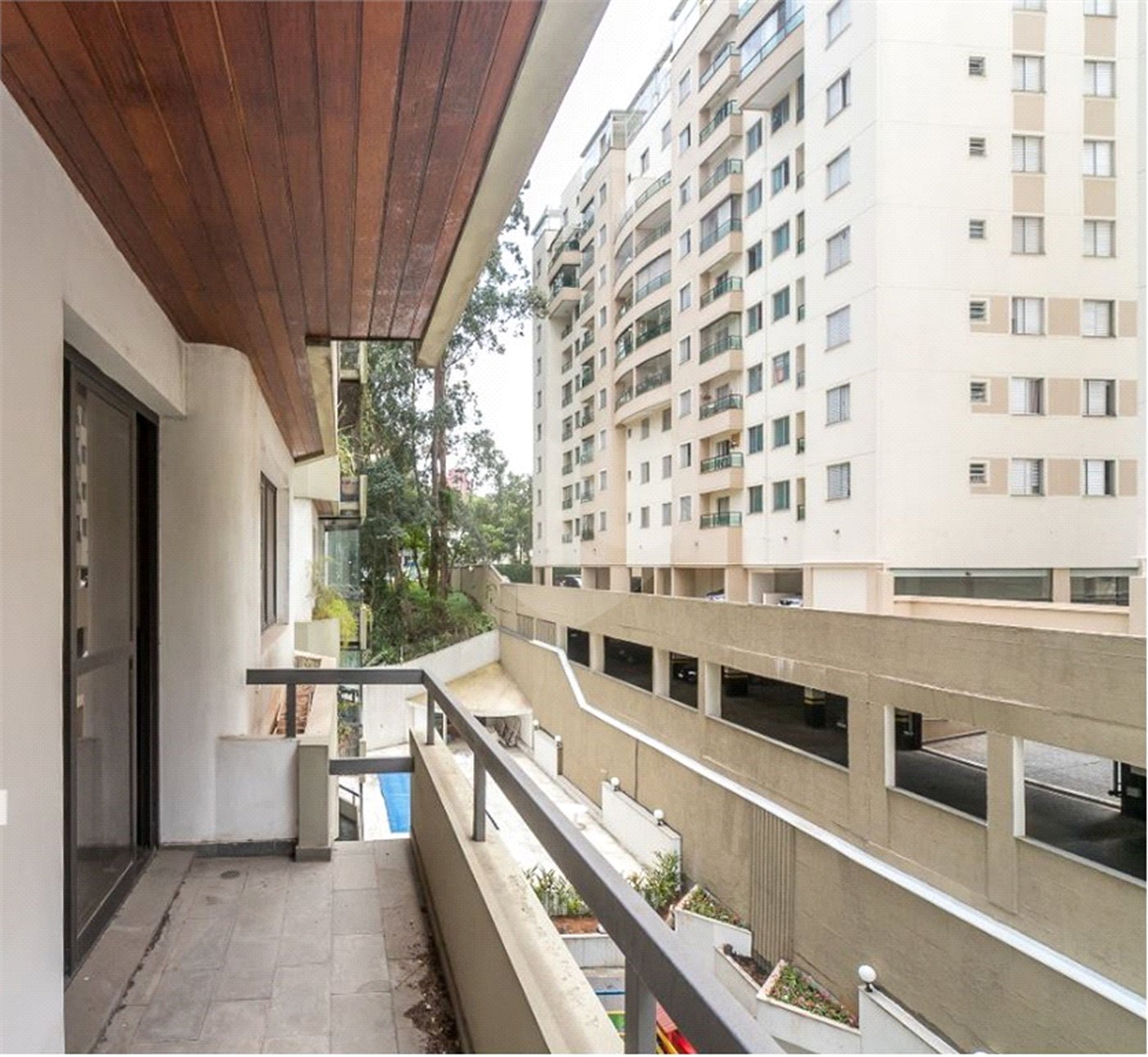Apartamento à venda ou para alugar com 4 quartos, sendo 2 suítes, em Jardim Ampliação, São Paulo, SP