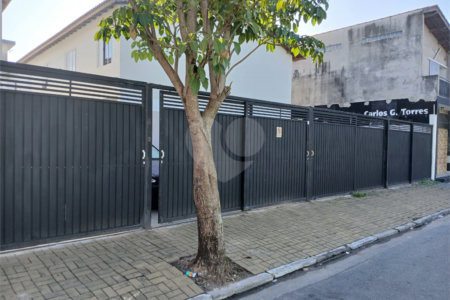 Casa à venda com 2 quartos no condomínio Pátio Boulevard, Poá - SP
