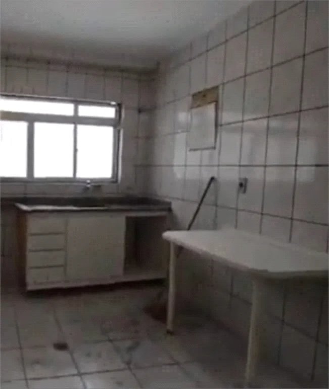 Sobrado à venda com 3 quartos em Vila Lageado, São Paulo, SP
