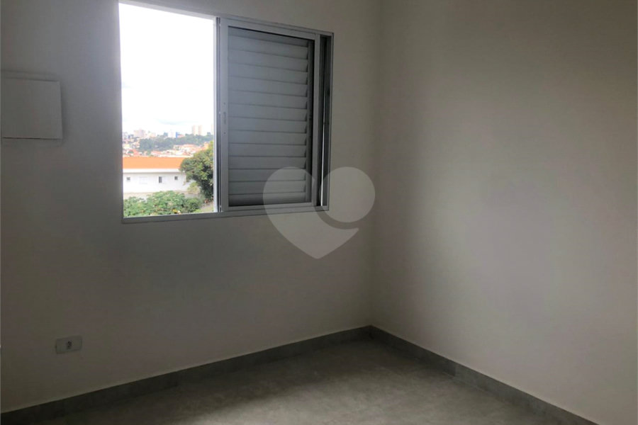 Casa à venda com 3 quartos, sendo 1 suíte, no condomínio Cond Batinga, São Paulo - SP