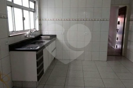 Casa à venda com 3 quartos, sendo 2 suítes, em Jardim São Paulo(zona Norte), São Paulo, SP