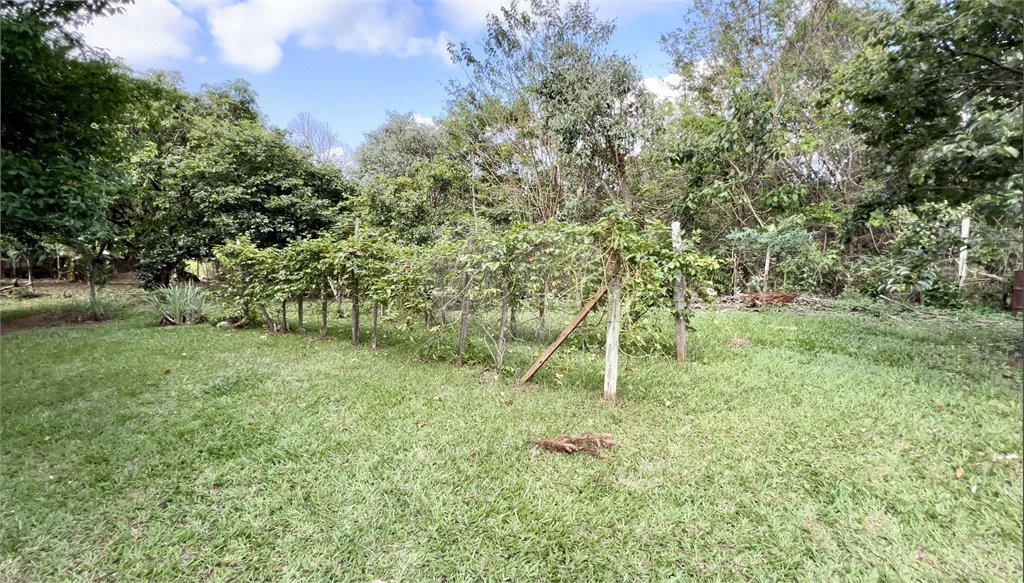 Chácara à venda com 4 quartos, sendo 1 suíte, em Pinheirinho, Vinhedo, SP