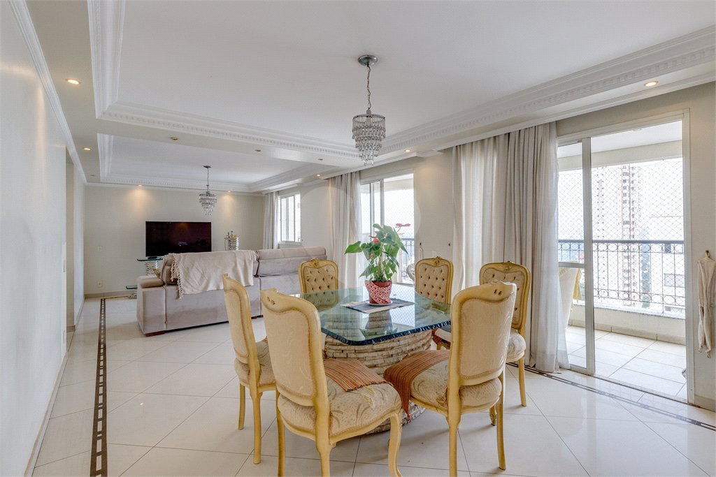 Apartamento à venda com 3 suítes em Vila Mascote, São Paulo, SP