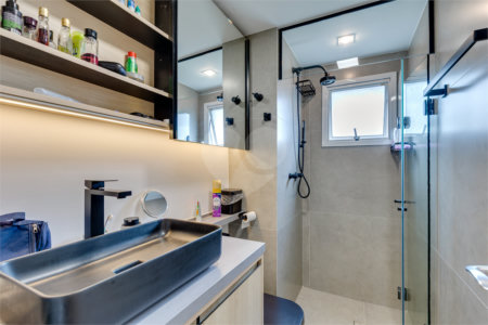 Apartamento à venda com 3 quartos, sendo 2 suítes, em Jardim Marajoara, São Paulo, SP