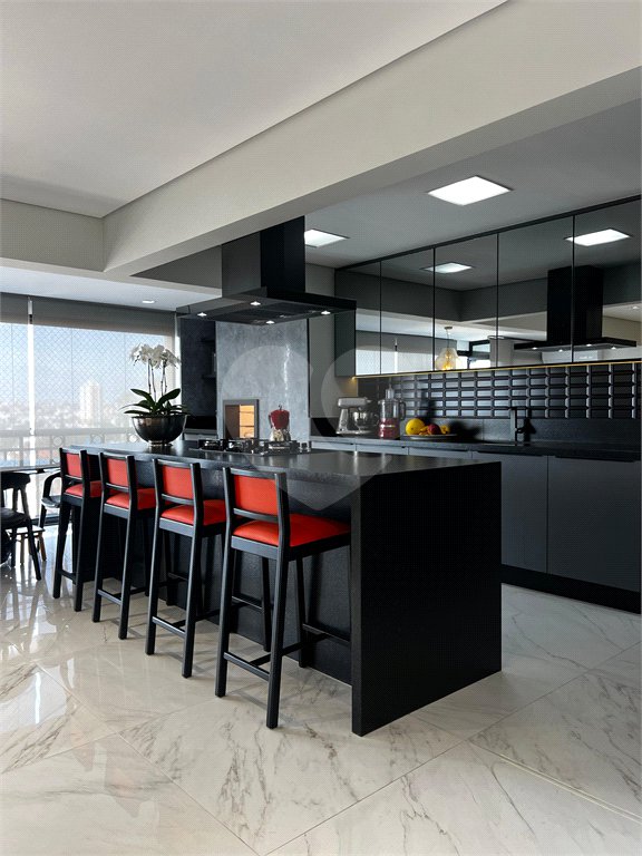 Apartamento à venda com 3 suítes no Centro, Mogi das Cruzes, SP
