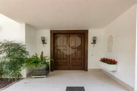 Casa à venda com 5 quartos, sendo 3 suítes, em Jardim Guedala, São Paulo, SP