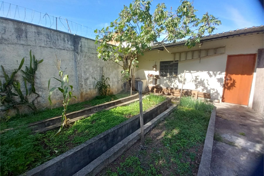 Sobrado à venda com 4 quartos, sendo 2 suítes, em Tremembé, São Paulo, SP