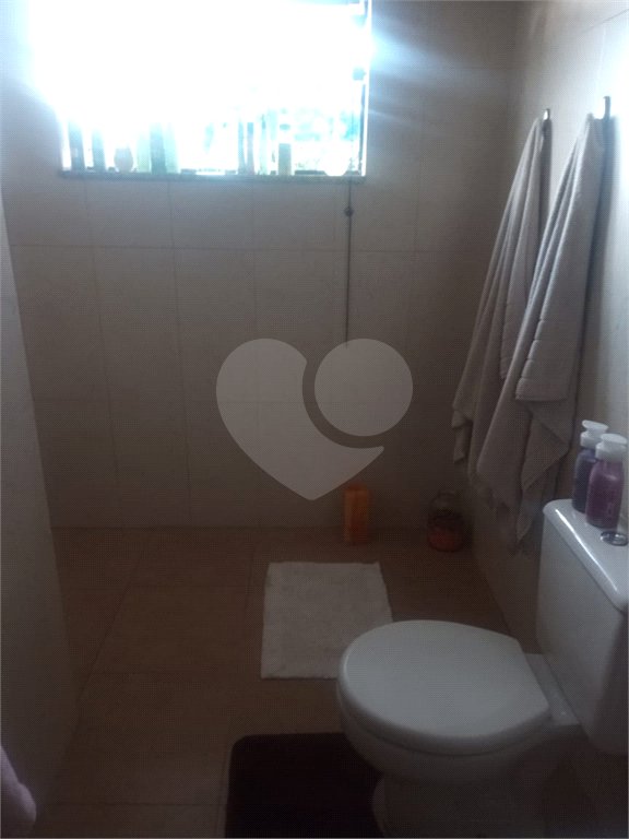Casa à venda com 2 suítes em Jardim Santa Bárbara, Atibaia, SP