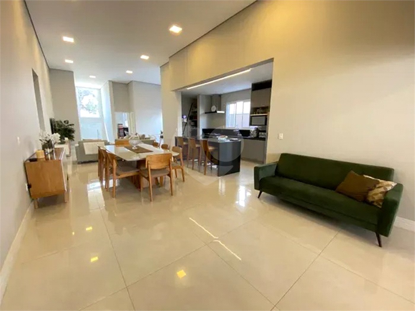 Casa Térrea à venda com 3 suítes em Medeiros, Jundiaí, SP