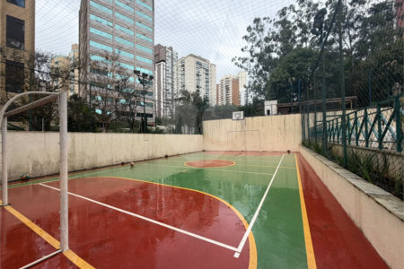 Apartamento à venda com 3 suítes em Vila Suzana, São Paulo, SP